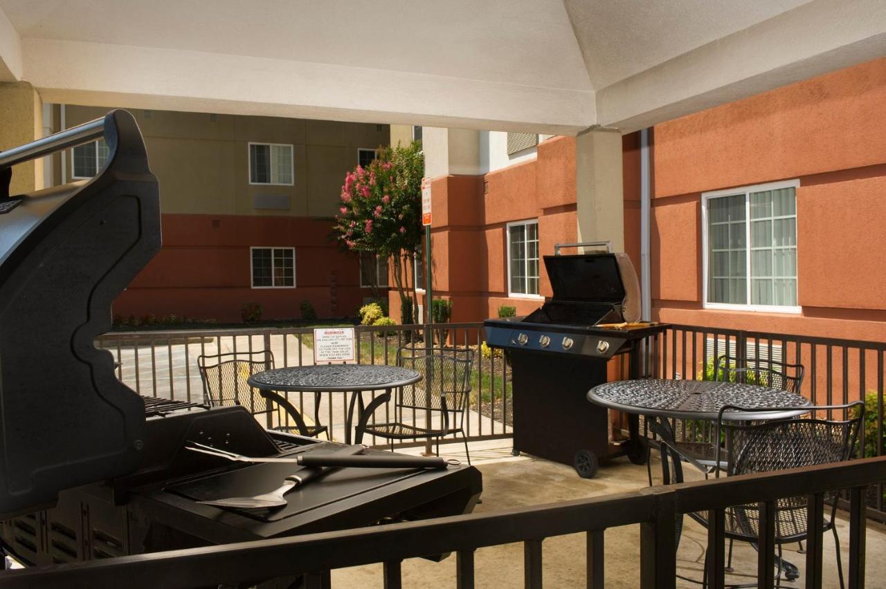 Candlewood Suites Richmond - South By Ihg Exterior foto