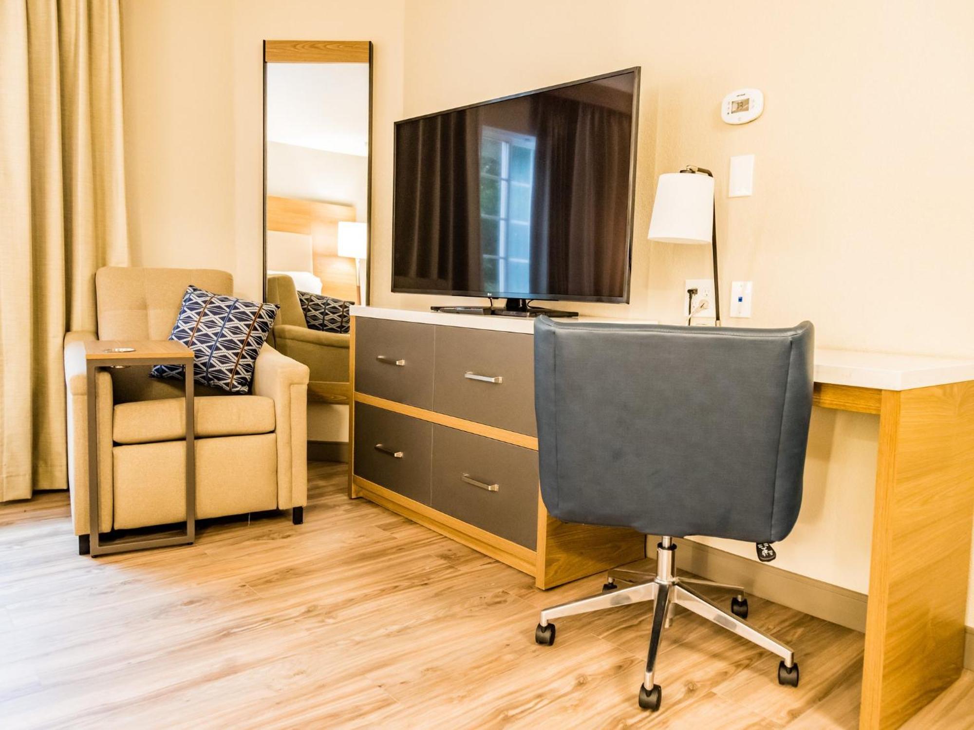 Candlewood Suites Richmond - South By Ihg Exterior foto