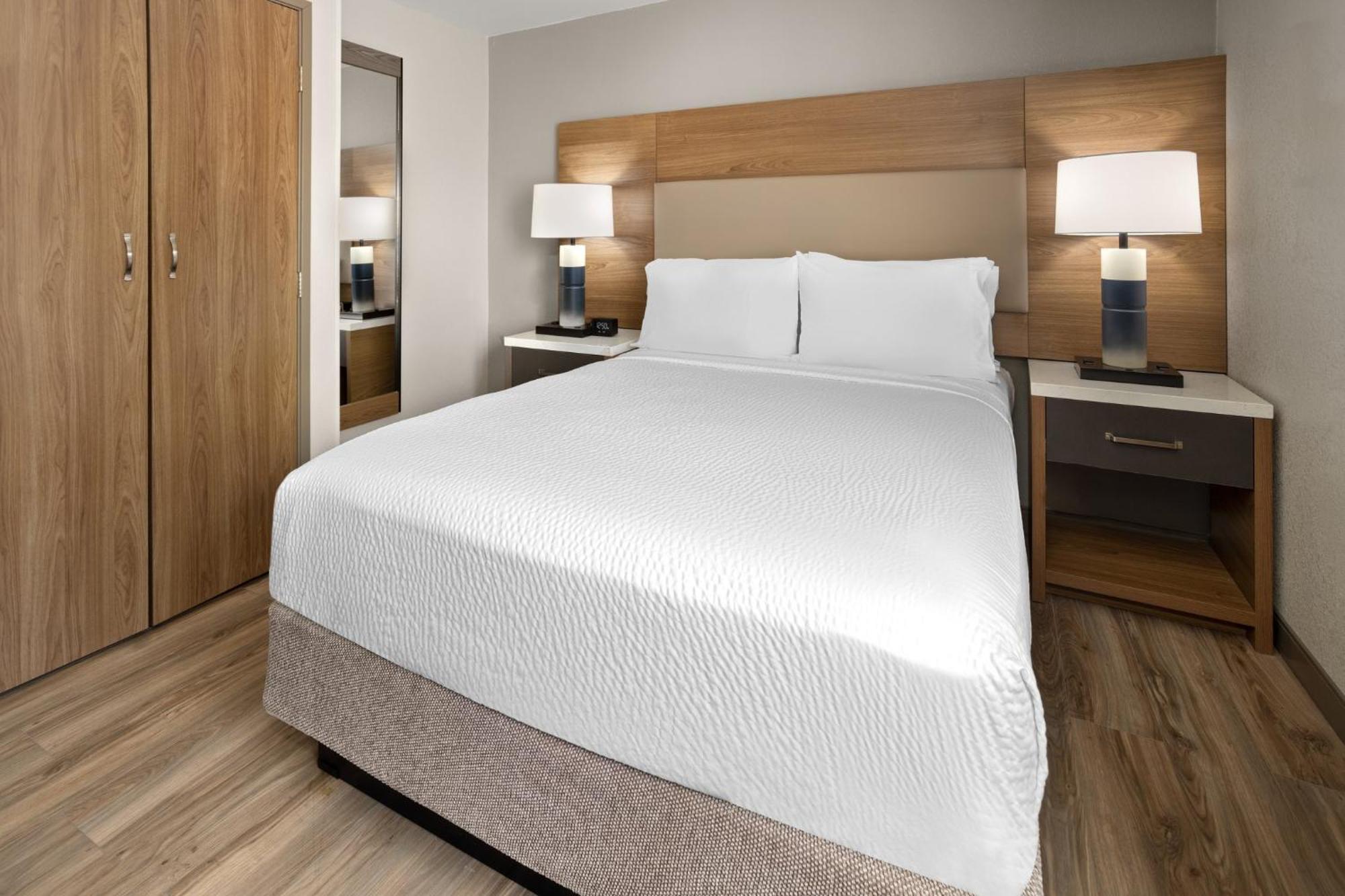 Candlewood Suites Richmond - South By Ihg Exterior foto