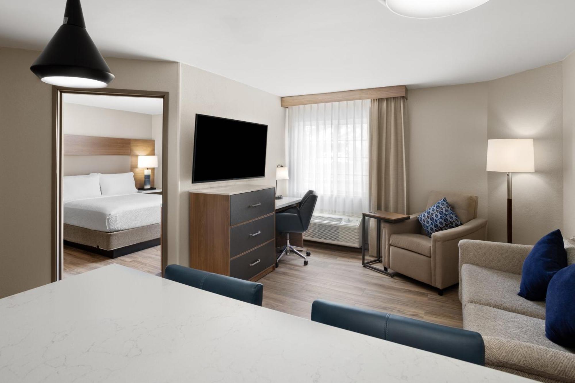 Candlewood Suites Richmond - South By Ihg Exterior foto