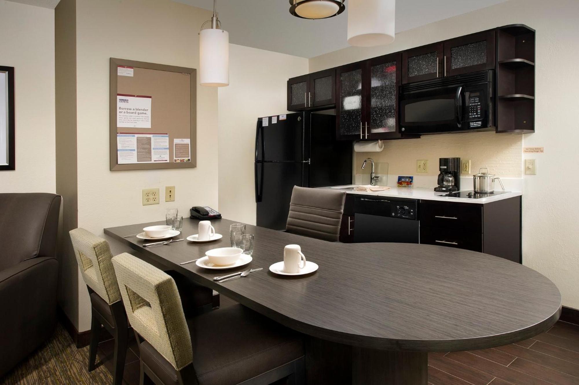 Candlewood Suites Richmond - South By Ihg Exterior foto