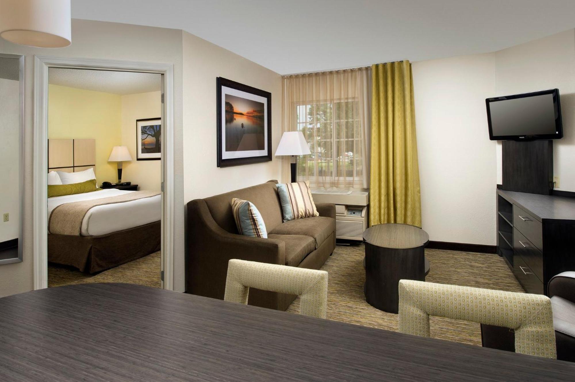 Candlewood Suites Richmond - South By Ihg Exterior foto
