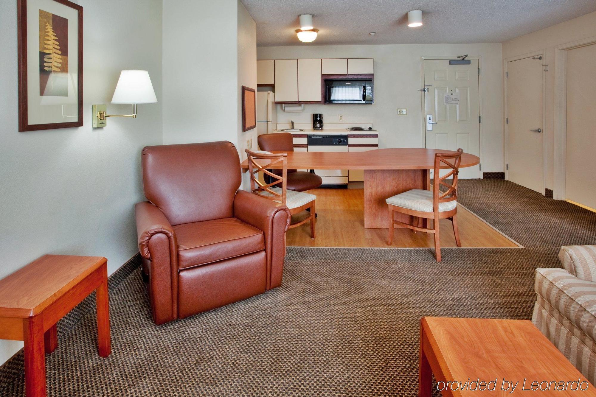 Candlewood Suites Richmond - South By Ihg Interior foto